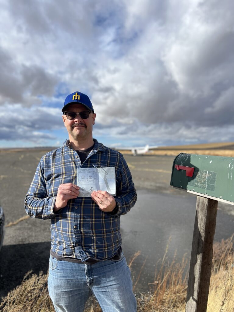 Fly Washington Passport mailbox at Lind, Washington 0S0
