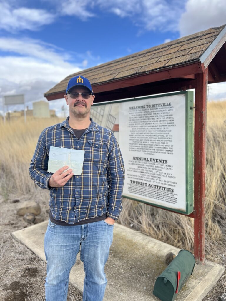 Fly Washington Passport mailbox at Pru Field Ritzville 33S