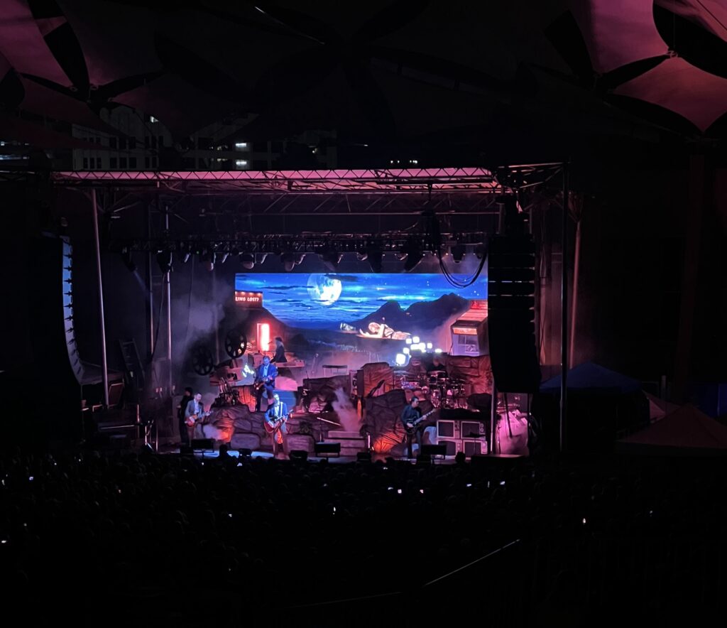 Lord Huron perform @Spokane Pavillion, Spokane WA, 19 October 2025; phenomenal show!