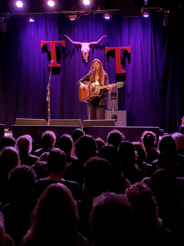 Anna Tivell performs at The Tractor Tavern 13 November 2025